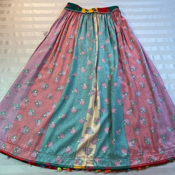 Colorful Floral Long Skirt Tassel Hem Trim Elastic Waist. Girls Sz 16/Women’s S - Picture 4 of 12